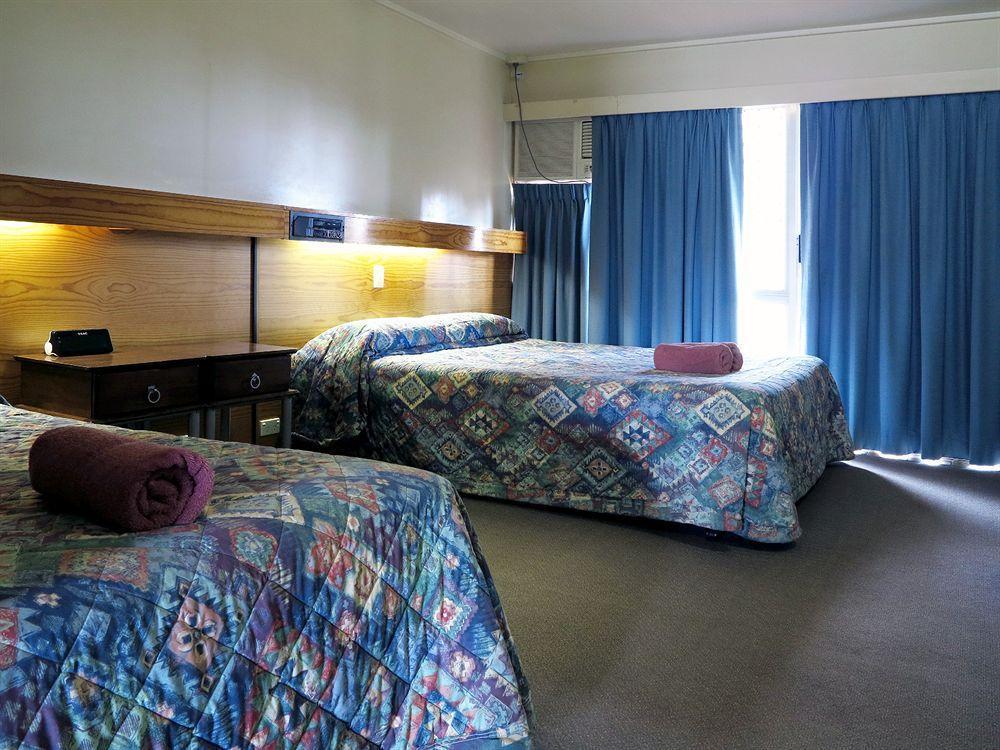 Wilsonton Hotel Тувумба Экстерьер фото